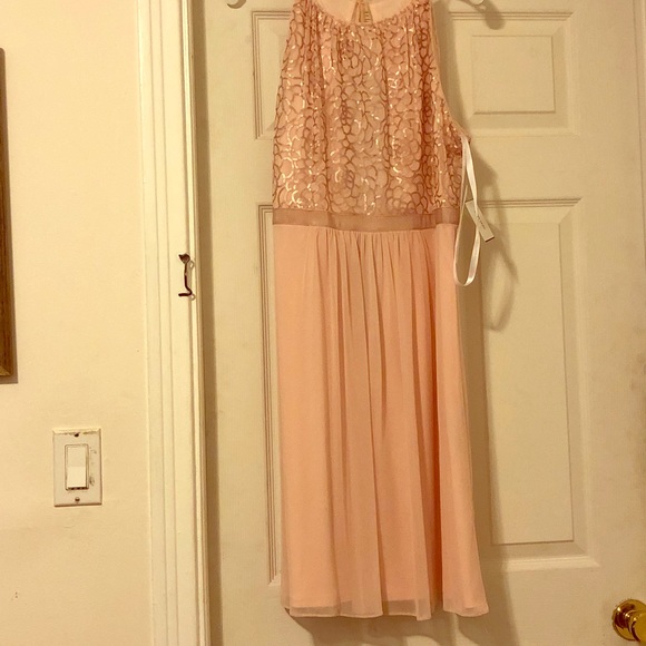 David’s bridal dress - Picture 1 of 6